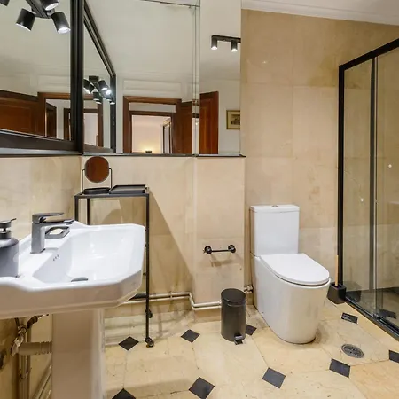 Villa Casa Unica En Pleno Corazon De