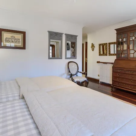 Casa Unica En Pleno Corazon De