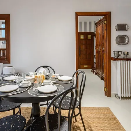 Casa Unica En Pleno Corazon De