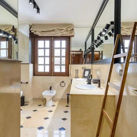 Villa Casa Unica En Pleno Corazon De Pontevedra