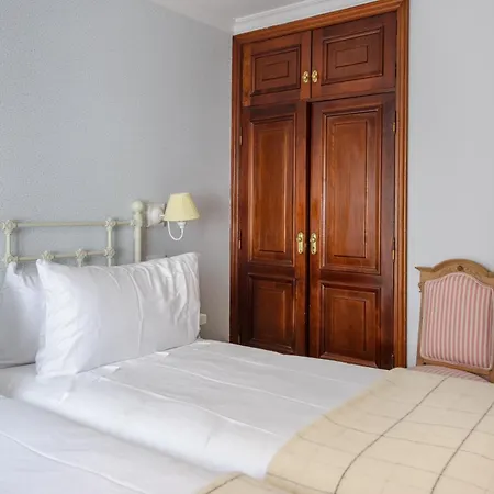 Casa Unica En Pleno Corazon De Pontevedra