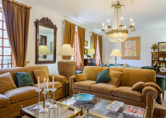 Casa Unica En Pleno Corazon De Vila *