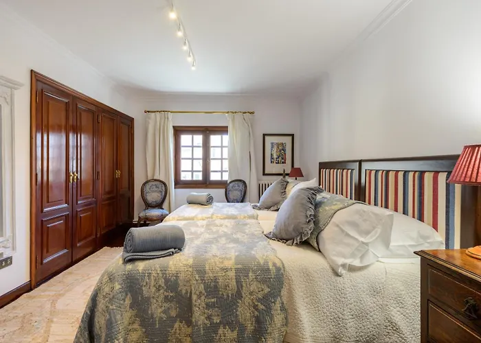 Vila Casa Unica En Pleno Corazon De *