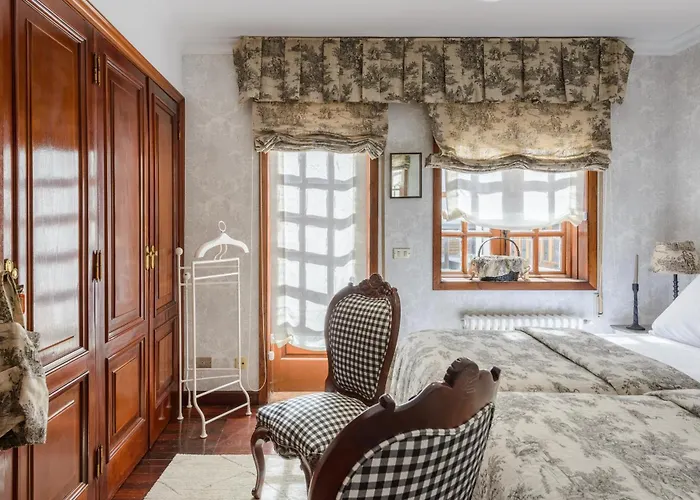 Casa Unica En Pleno Corazon De Pontevedra