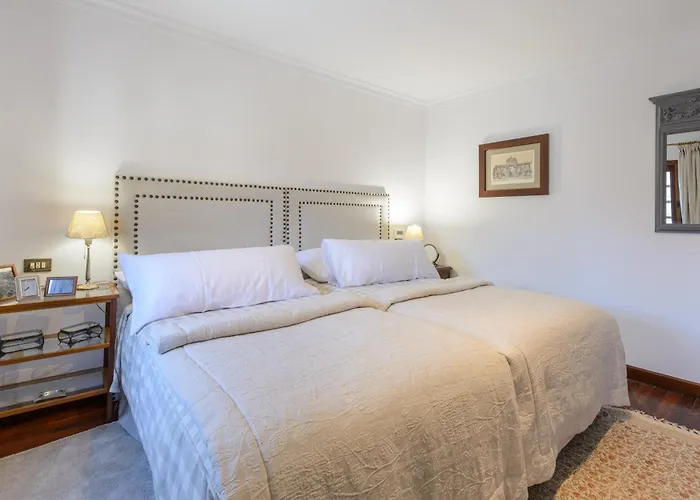 Casa Unica En Pleno Corazon De Pontevedra