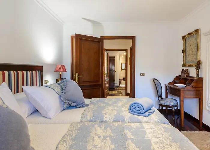 Casa Unica En Pleno Corazon De * Pontevedra